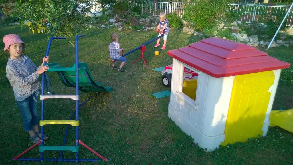 וודיצה Apartments Little Castle מראה חיצוני תמונה