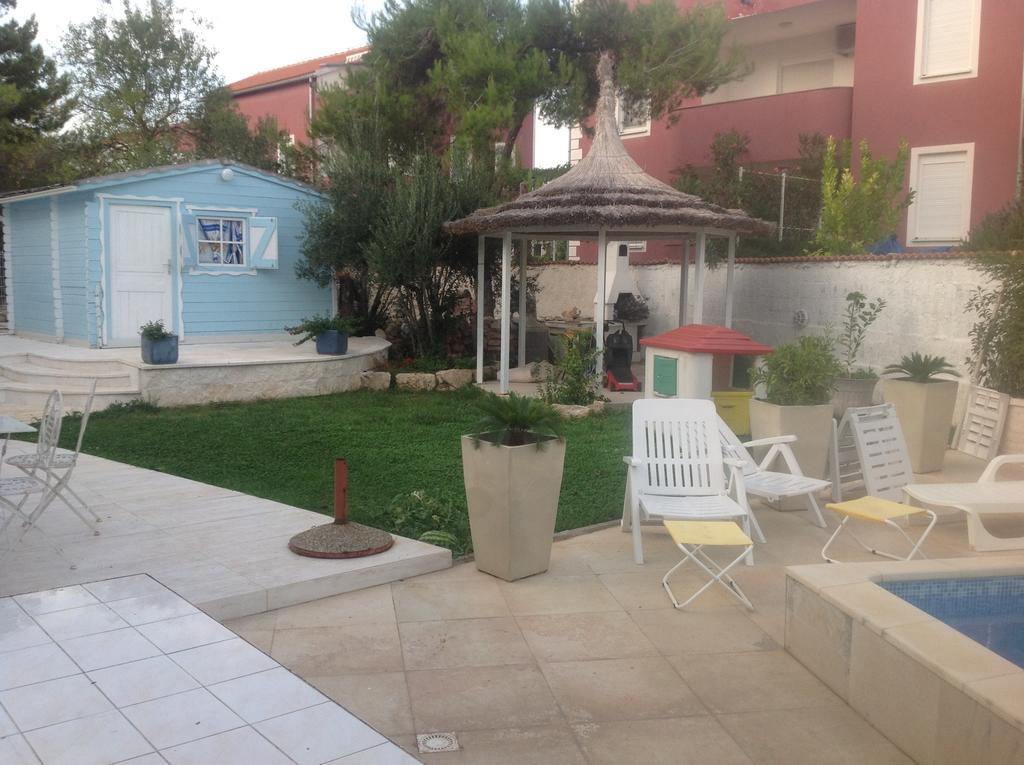 וודיצה Apartments Little Castle מראה חיצוני תמונה